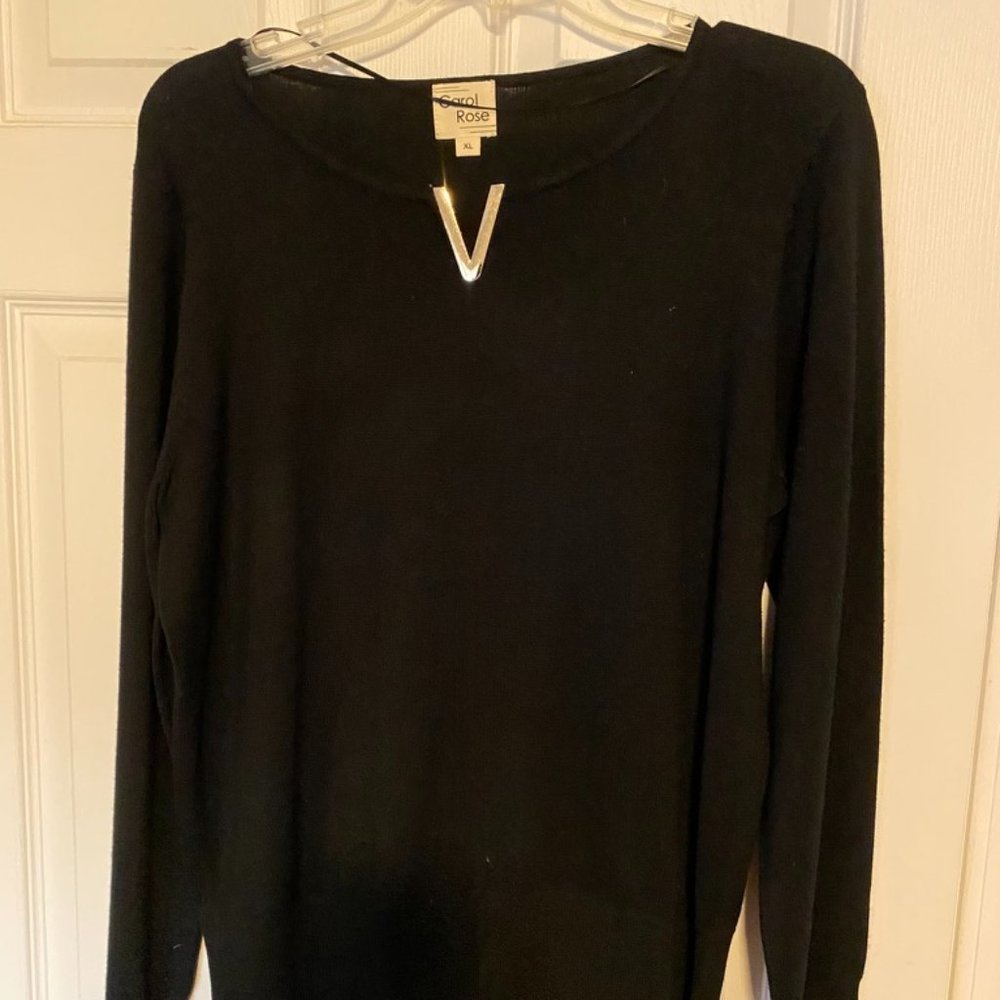 Black Lightweight pullover sweater